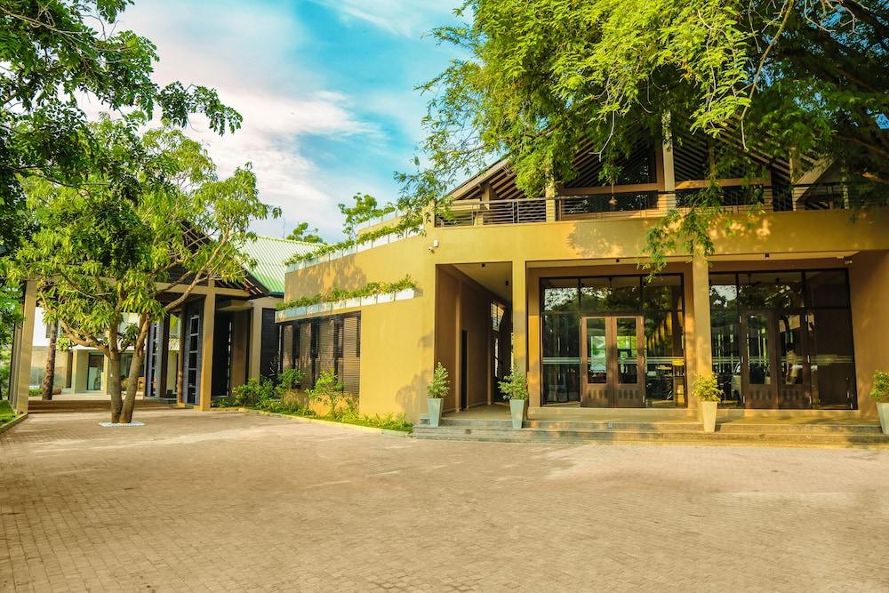 فندق Oak Ray Wild Yala تيساماهاراما المظهر الخارجي الصورة